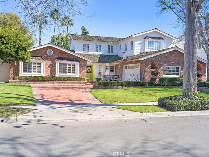 Property Photo:  1924 Leeward Lane  CA 92660 