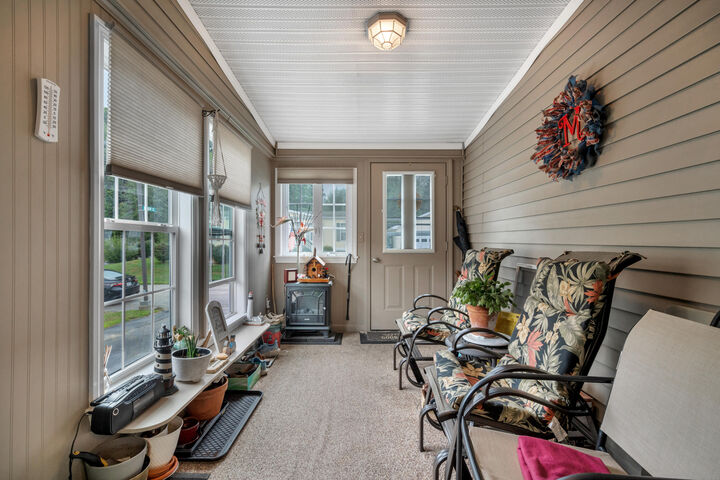 Property Photo: 10 Rachel Street ME 04280