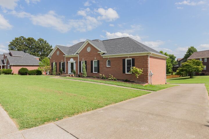 Property Photo:  654 Potomac Dr  TN 37043 