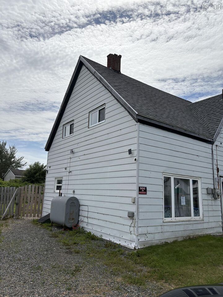 Property Photo:  5 International Street  NS B1A 3P8 