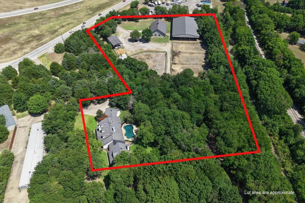 Property Photo:  1606 Sam Rayburn Highway  TX 75454 