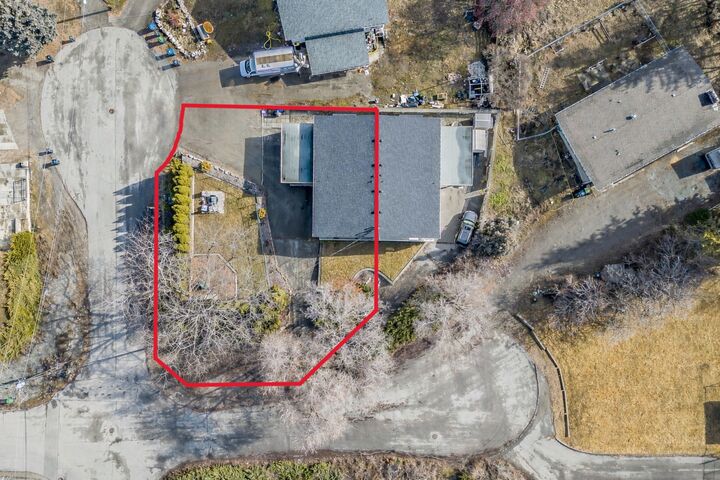Property Photo:  1105 Cactus Road  BC V1X 5N3 