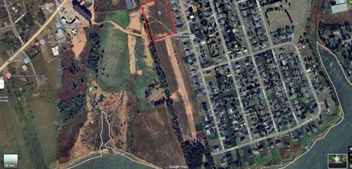 Darrach Avenue Lot — photo 1