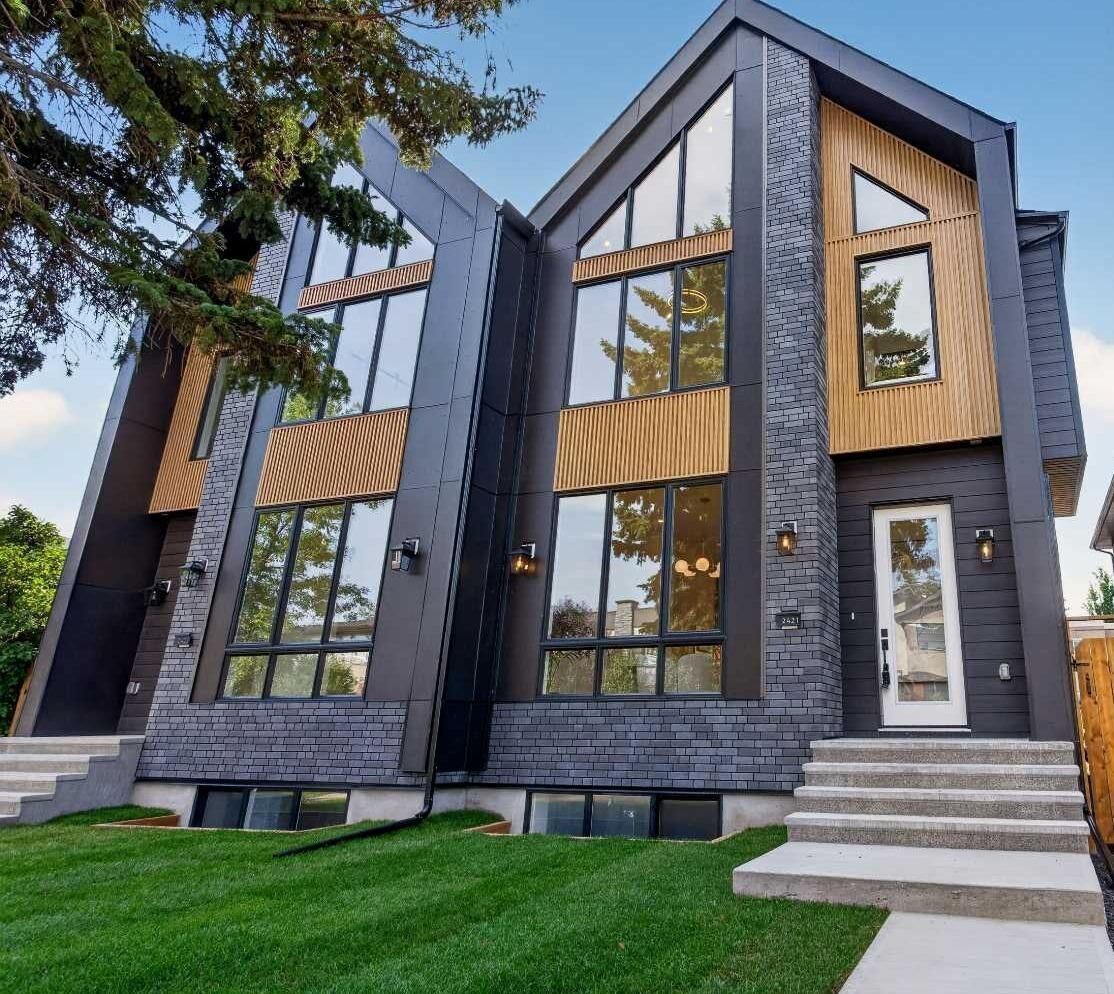 Property Photo: 2421 32 Street SW AB T3E 2R6