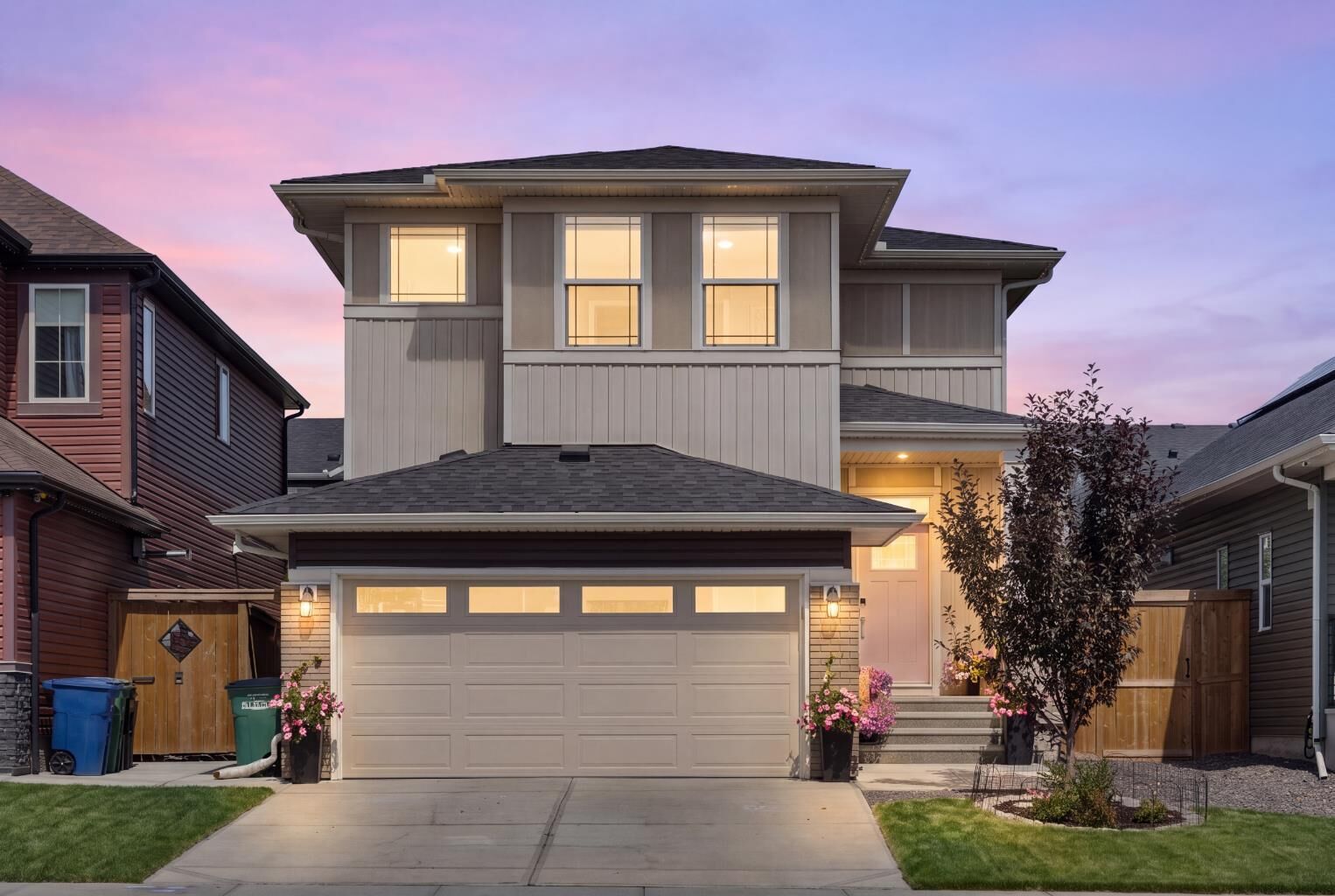 Property Photo:  870 Bayview Cove SW  AB T4B 5G4 