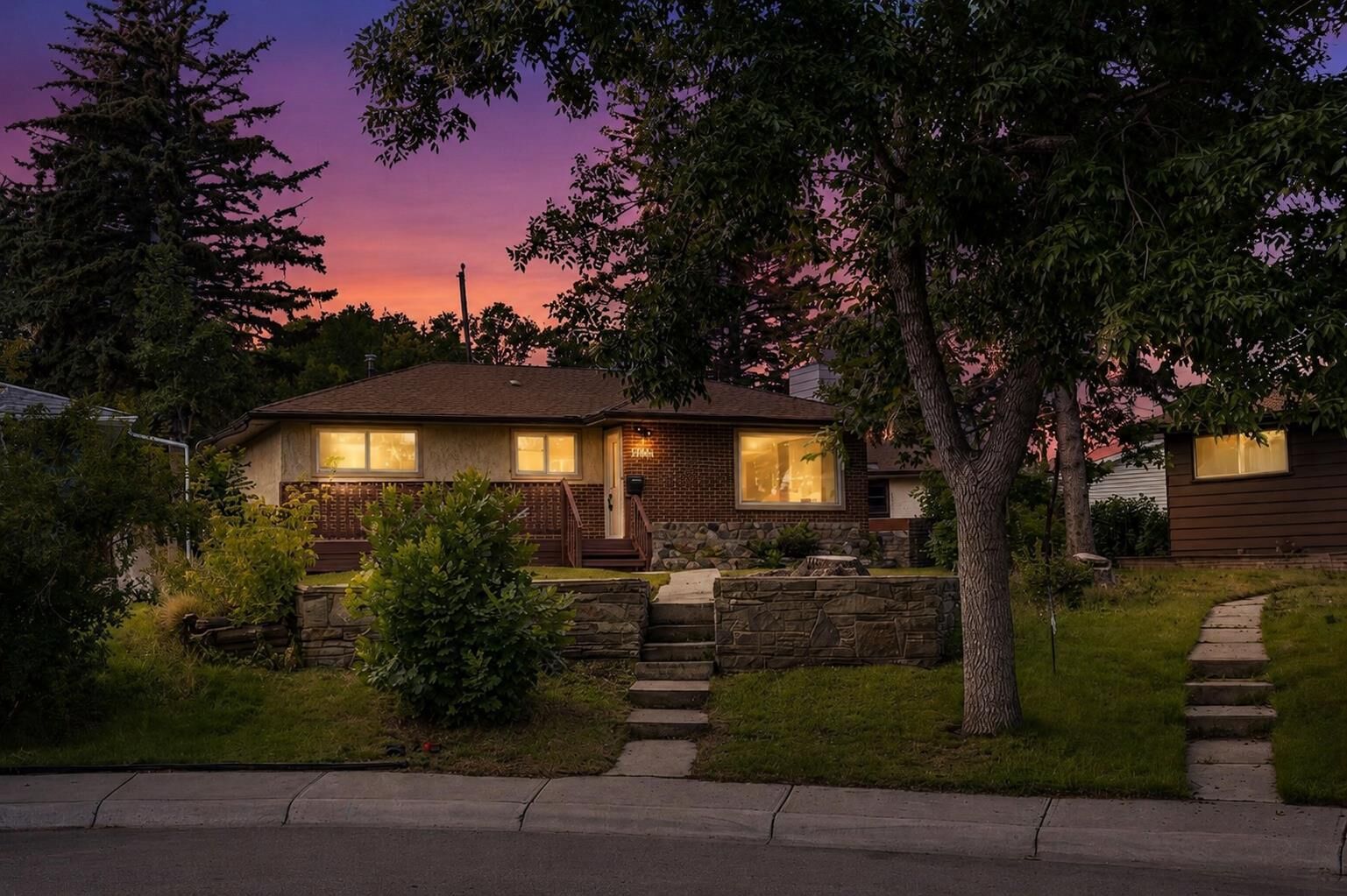 Property Photo: 2007 Cottonwood Crescent SE AB T2B 1B9