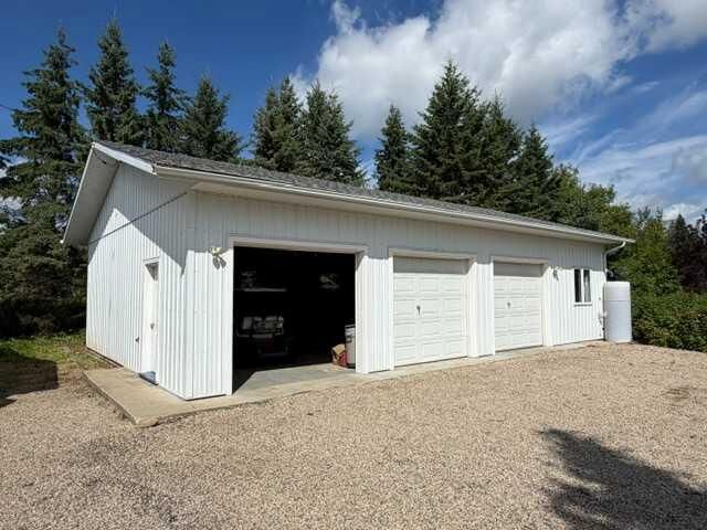 Property Photo: 655019 44 Highway AB T0G 0Z0