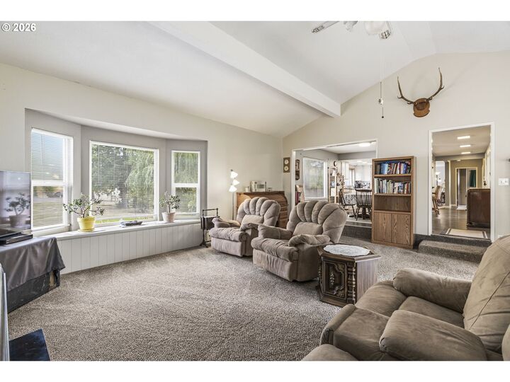 Property Photo: 22726 Cedar Grove Rd OR 97016