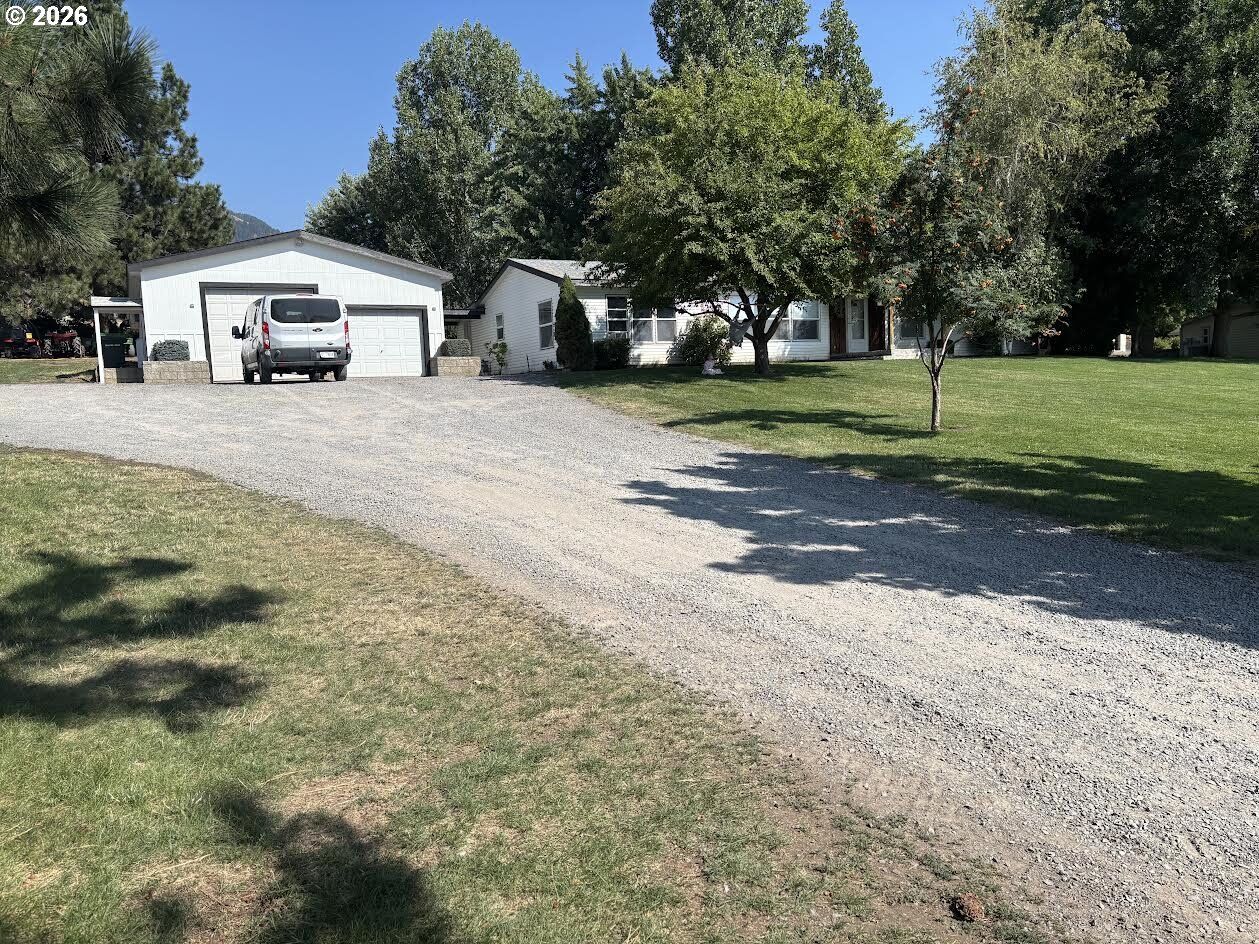Property Photo:  60905 Love Rd  OR 97824 