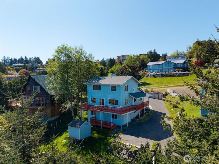 Property Photo:  320  North Street  WA 98382 