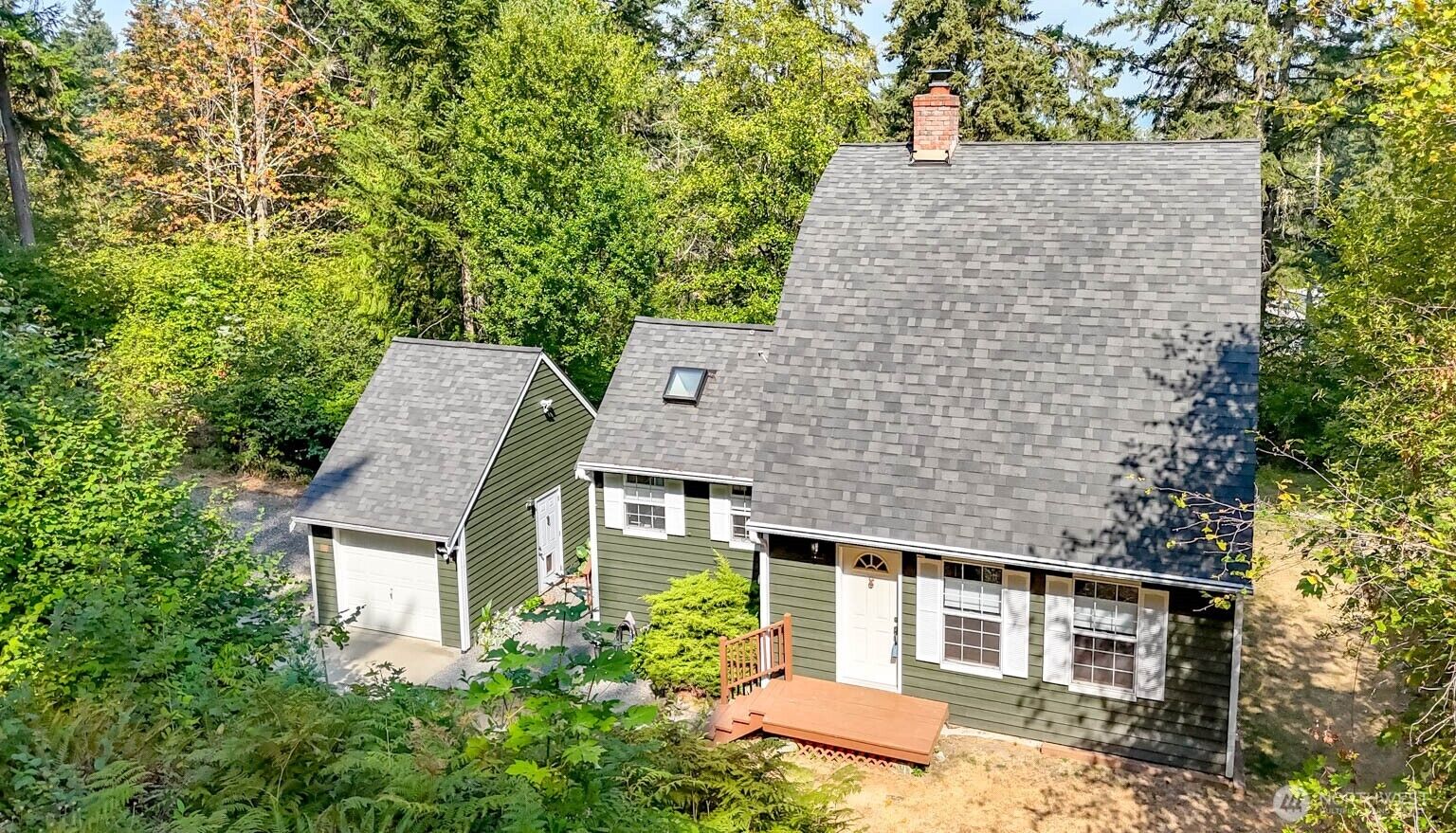 Property Photo:  15918  41st Street E  WA 98391 