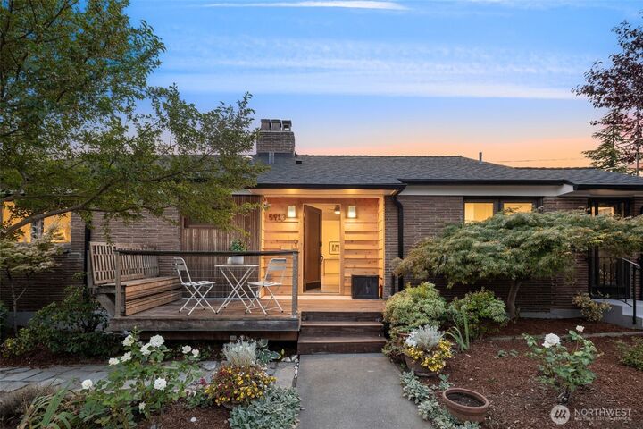 Property Photo:  5903  36th Avenue SW  WA 98126 