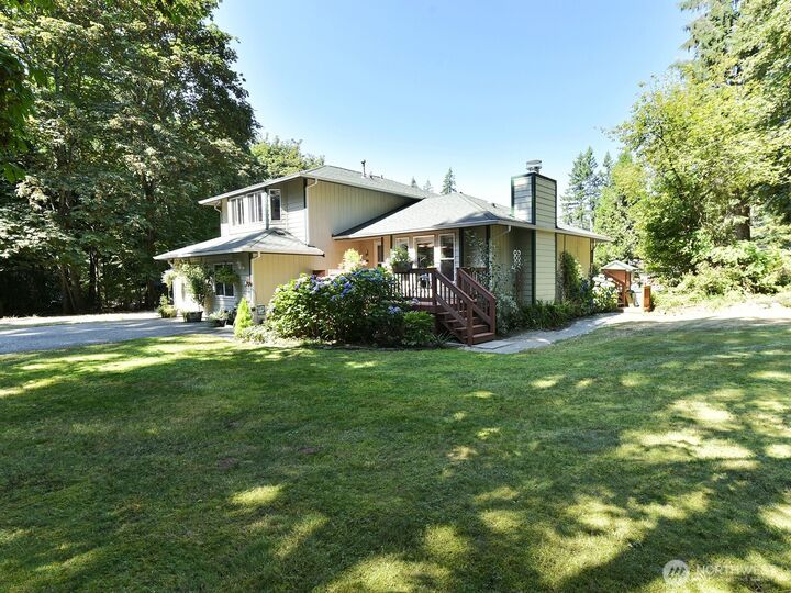 Property Photo:  22526 SE  187th Street  WA 98038 