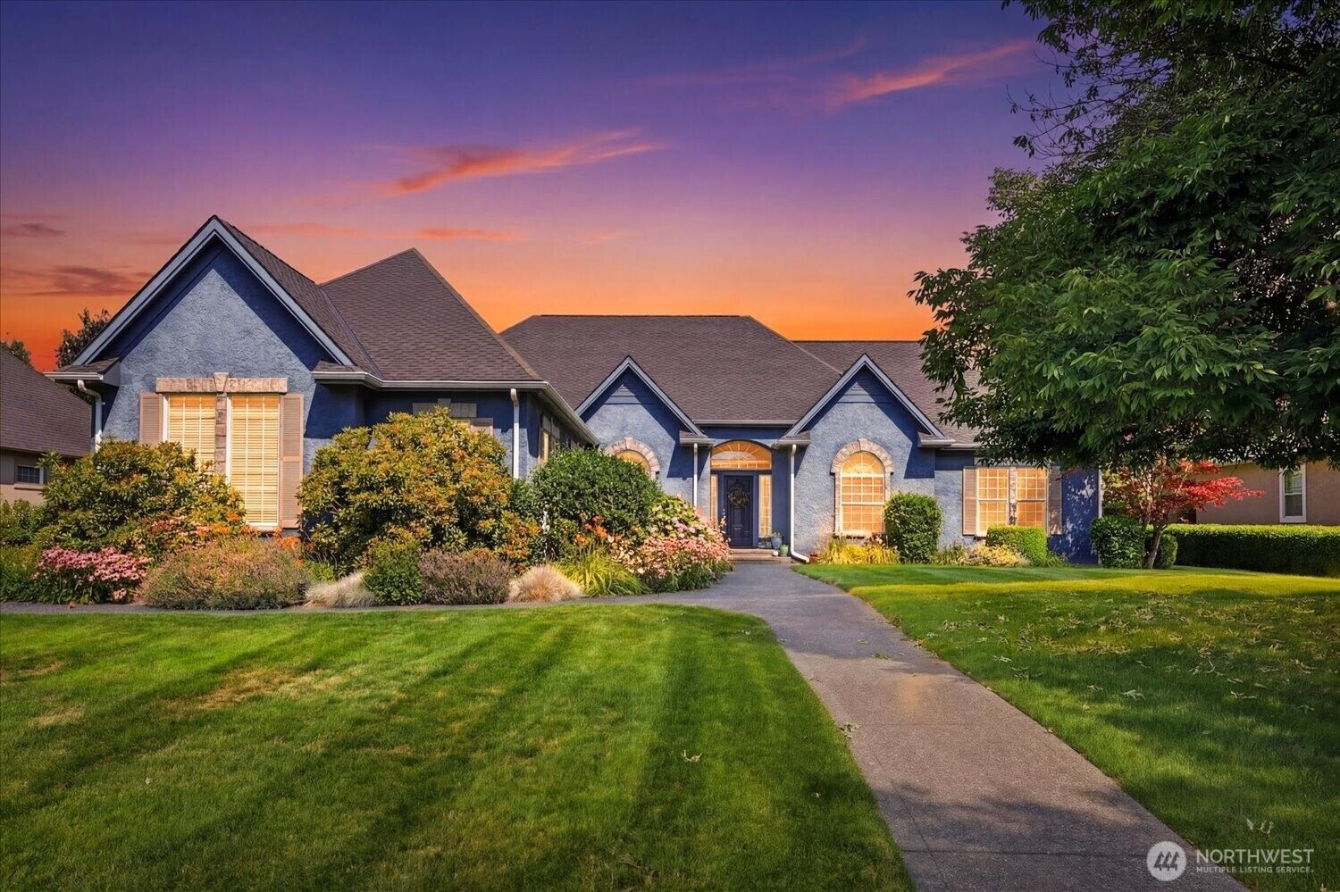 Property Photo: 1615 Beacon Drive WA 99362