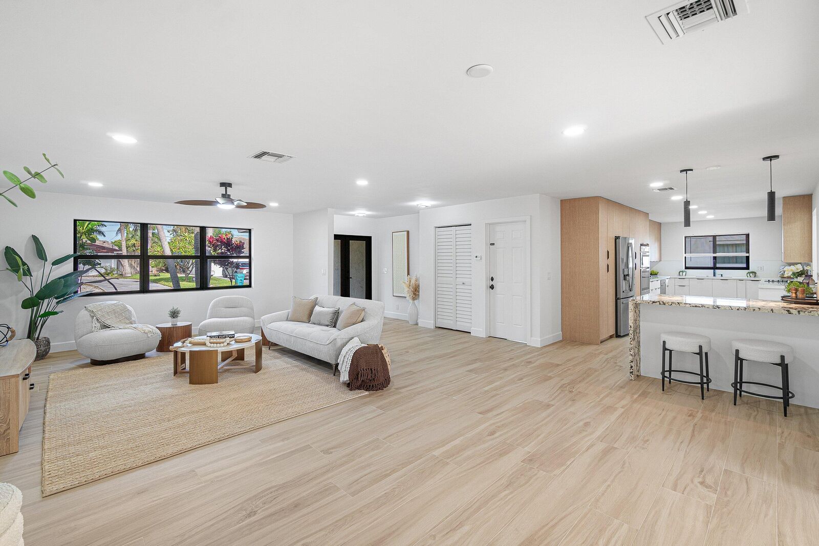 Property Photo: 2538 SW 13th Court FL 33426