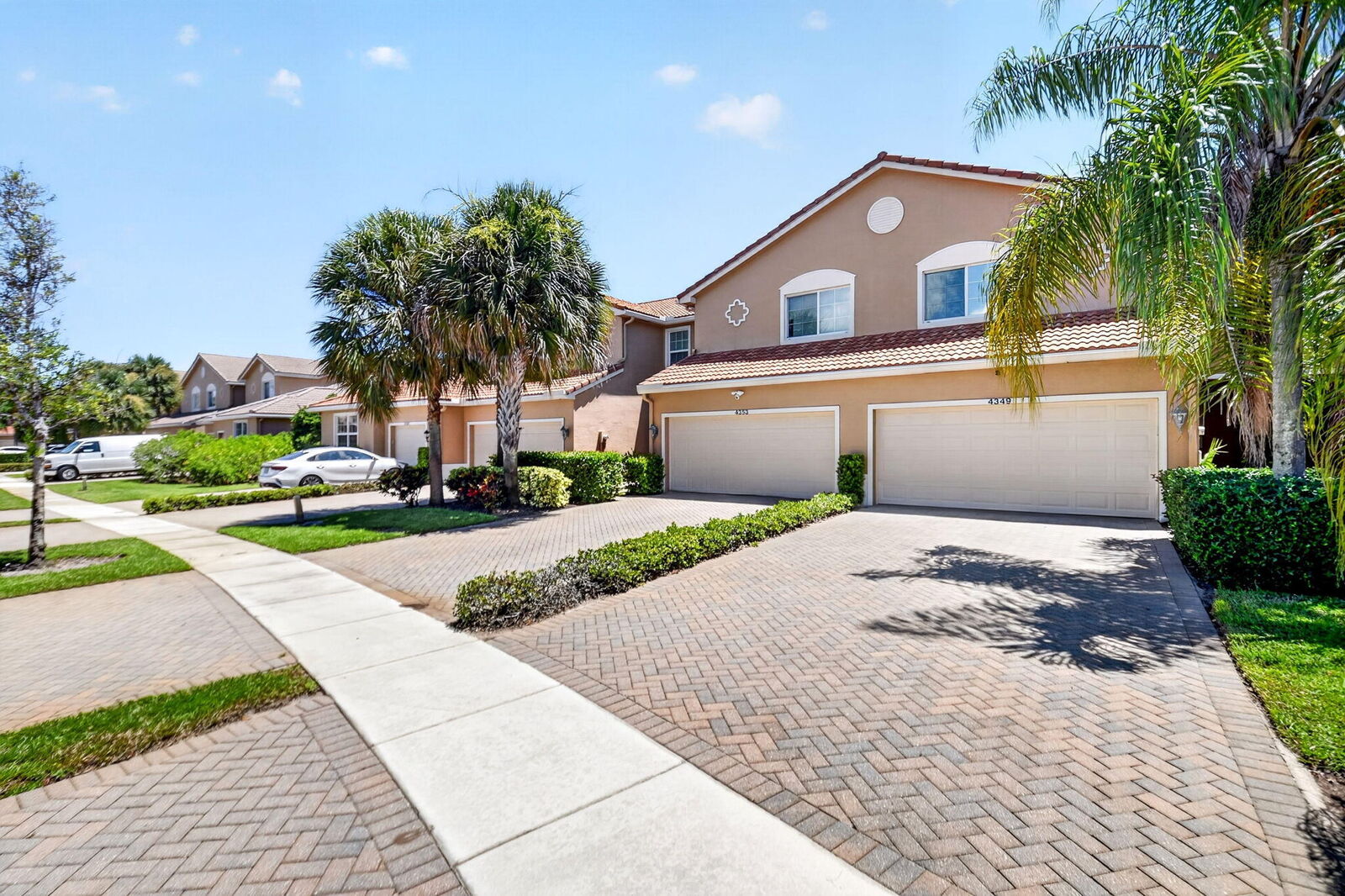 Property Photo:  4349 Colony View Drive  FL 33463 