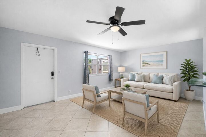 Property Photo:  566 Saxony L  FL 33446 