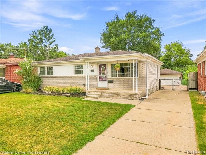 Property Photo:  1750 Regene Street  MI 48186 