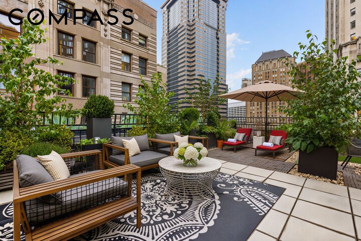 Property Photo: 25 Broad Street Ph2d NY 10004