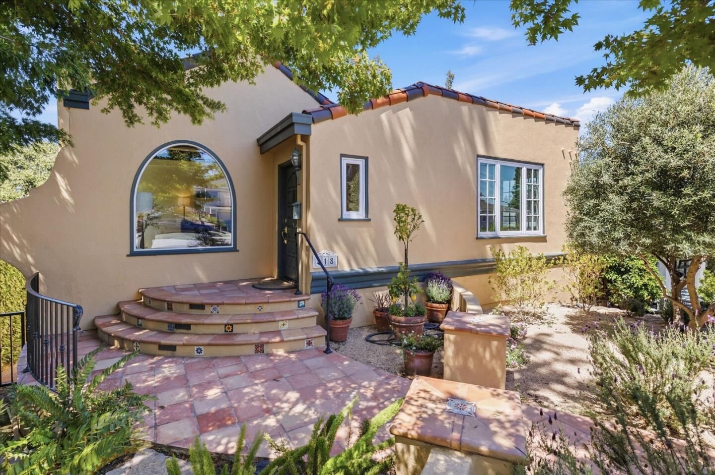 Property Photo: 418 Ridge Road CA 94070