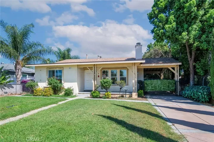 Property Photo: 819 Plaza Serena CA 91764