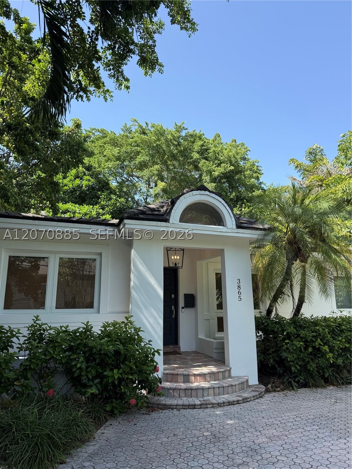 Property Photo:  3865 Poinciana Ave  FL 33133 