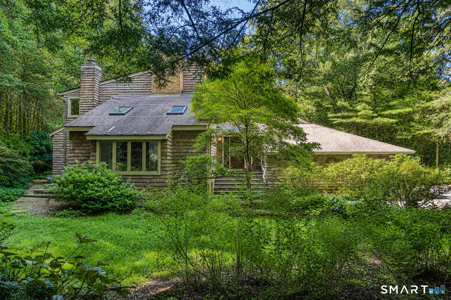Property Photo:  39 Woodhaven Drive  CT 06070 