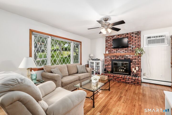 Property Photo:  55 Taylor Terrace  CT 06776 