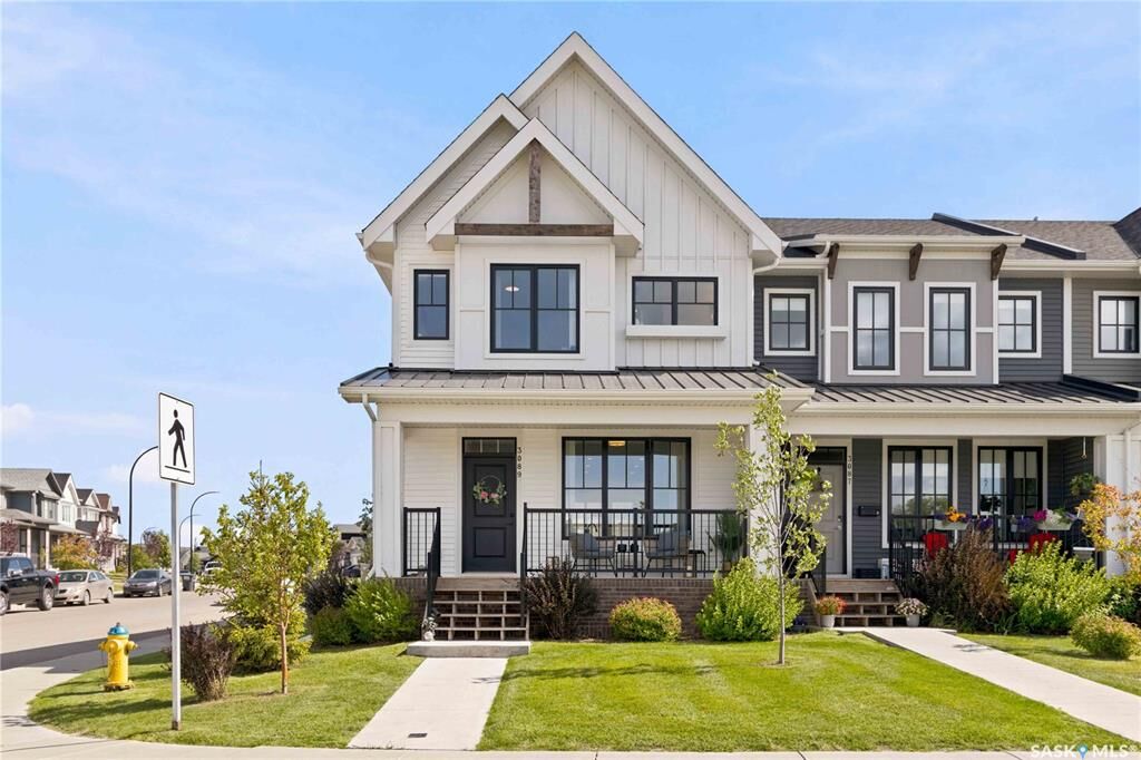Property Photo: 3089 Brighton Common SK S7V 0Z5