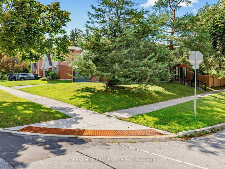 Property Photo: 1 Ames Circle ON M3B 3B9