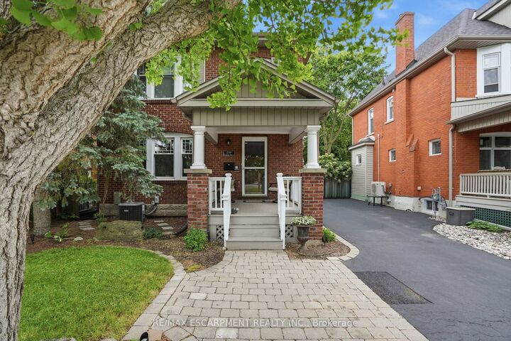 Property Photo: 2116 Caroline Street ON L7R 1L8
