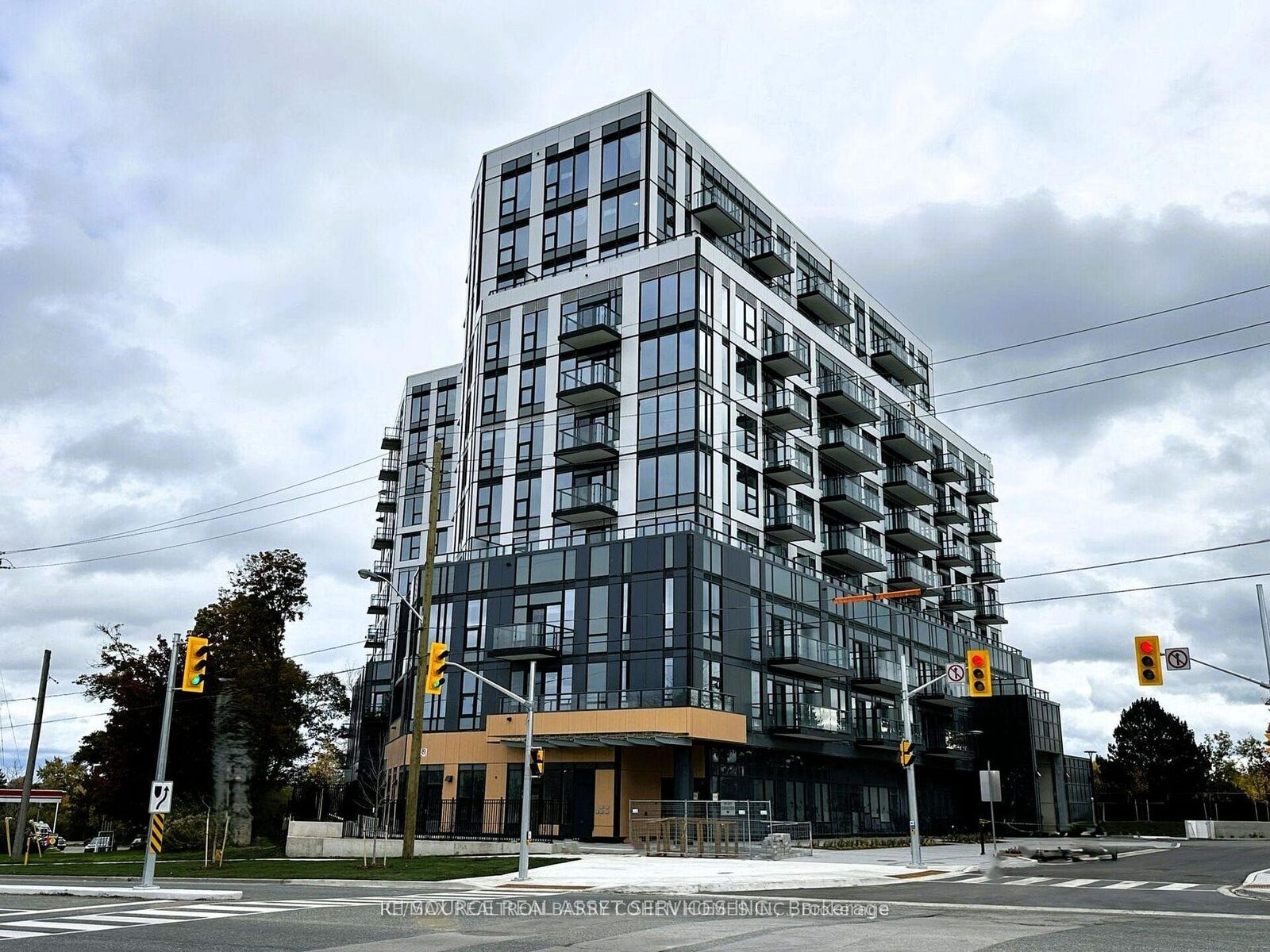 Property Photo: 7439 Kingston Road 107A ON M1B 5S3