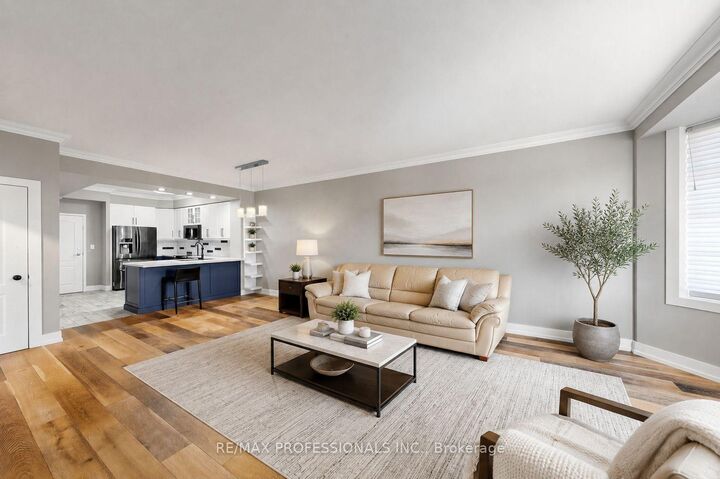 Property Photo: 3531 Lake Shore Boulevard W 206 ON M8W 1P4