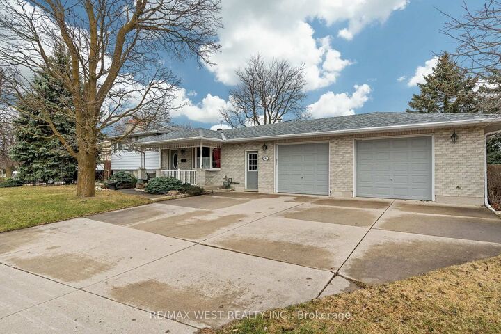 Property Photo: 96 Langford Drive ON N0M 2J0