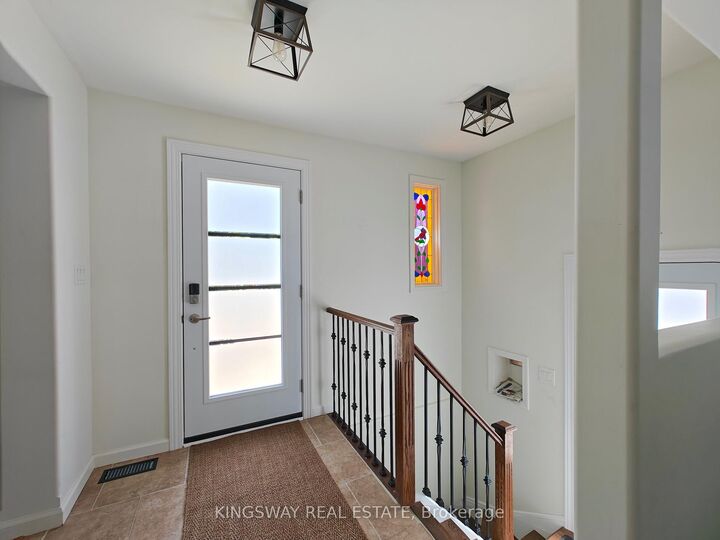 Photo de la propriété:  848 Grierson Street  ON L1G 5J9 