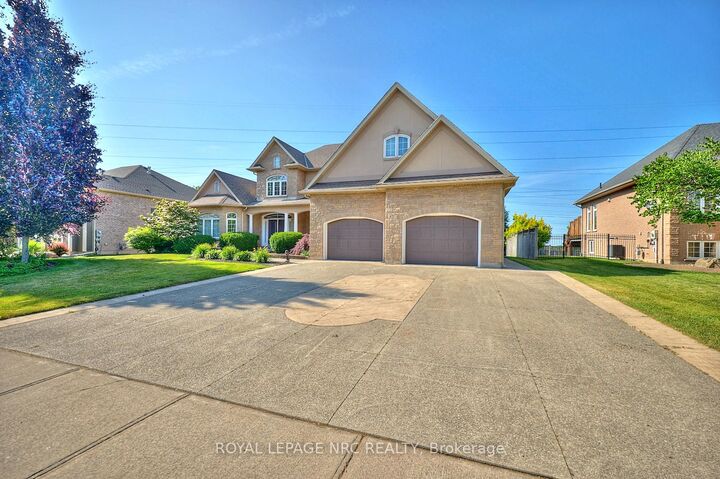 Property Photo: 7995 Cathedral Drive ON L2H 2Z2