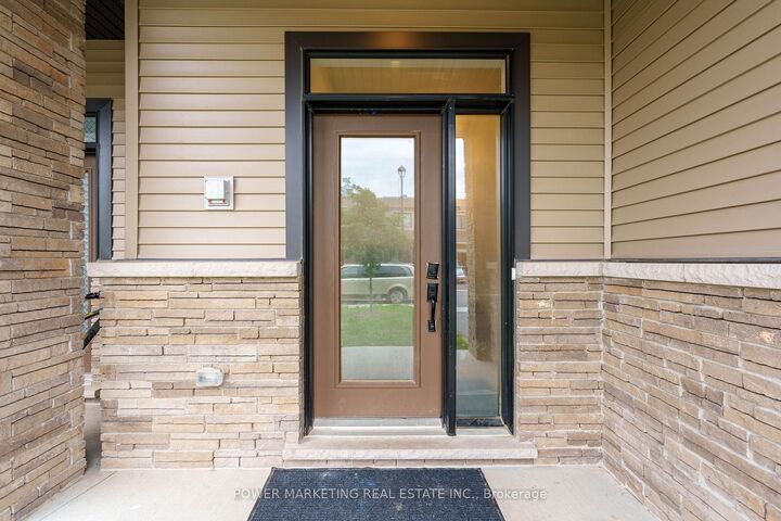 Property Photo:  925 Athenry Court  ON K2J 7C9 