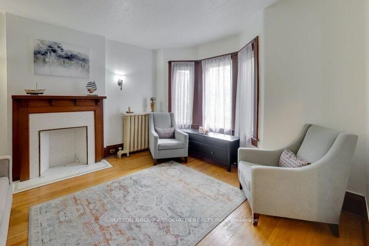 Property Photo: 131 Lauder Avenue ON M6H 3E4