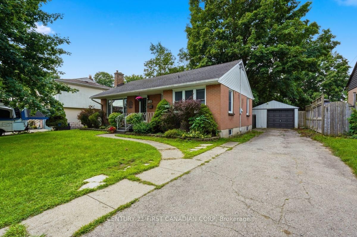 Property Photo: 283 Spruce Street ON N5W 4N2