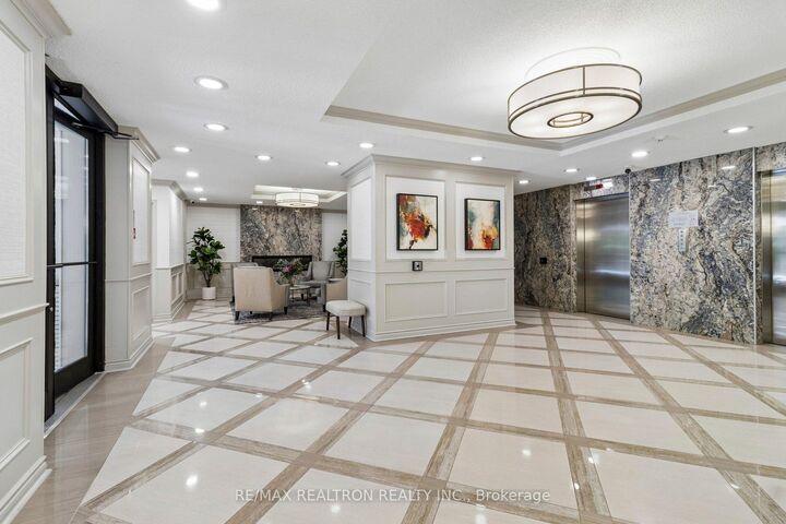 Property Photo: 40 Baif Boulevard 208 ON L4C 5M9