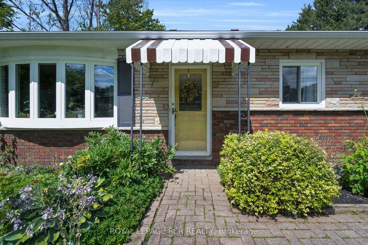 36 May Avenue — photo 1