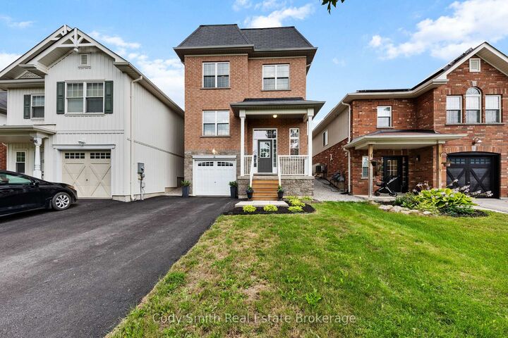 88 Pearl Drive — photo 1