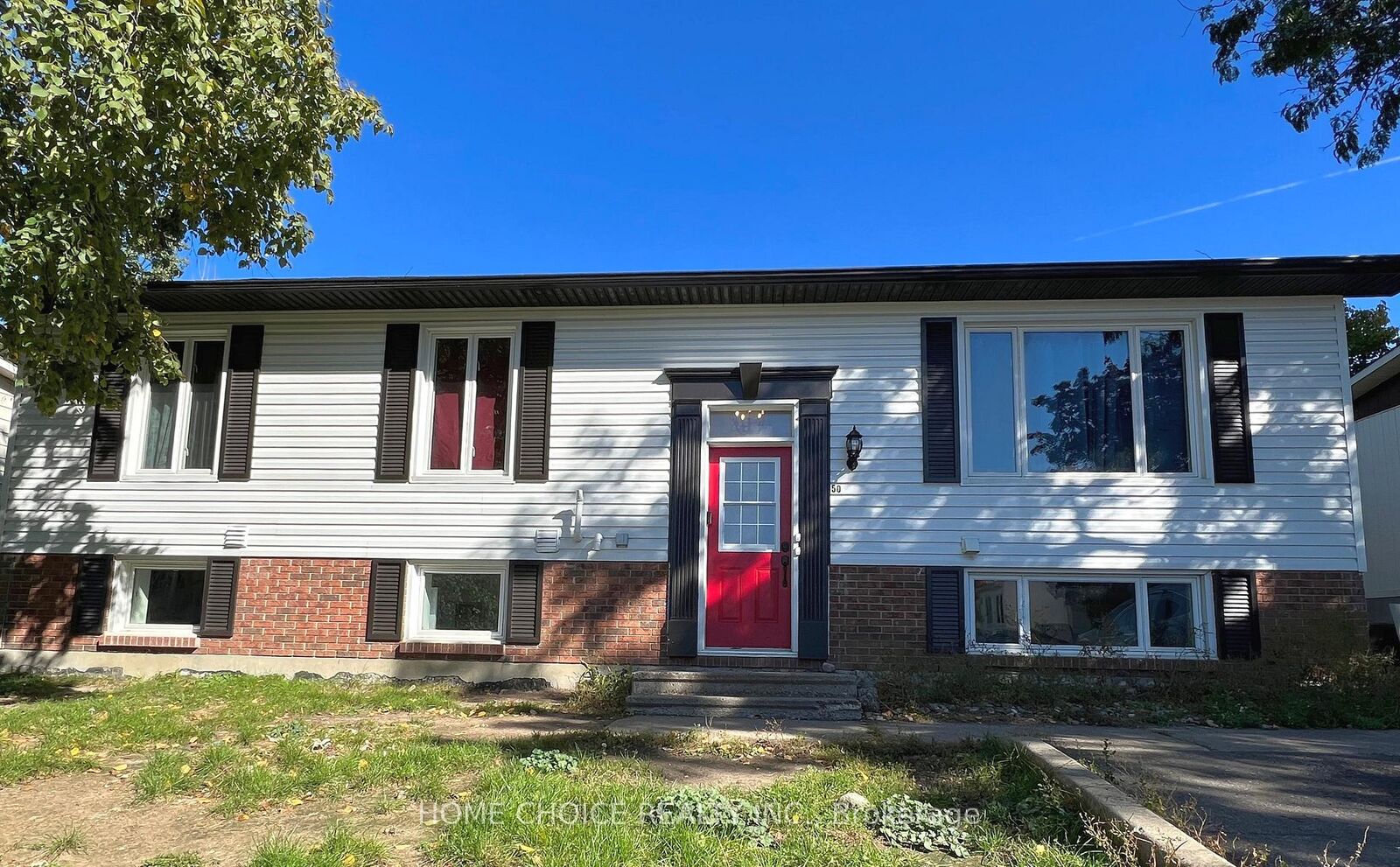 Property Photo:  50 Fringewood Drive Unit 2 (Upper Unit)  ON K2S 1T8 