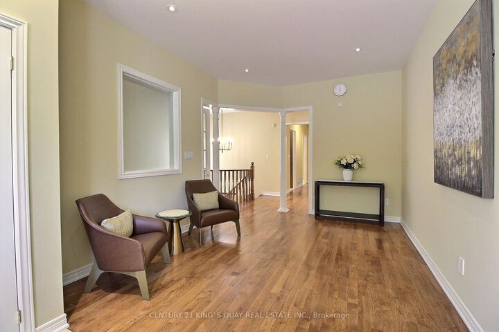 Property Photo: 10 Coakwell Drive ON L6B 0L7