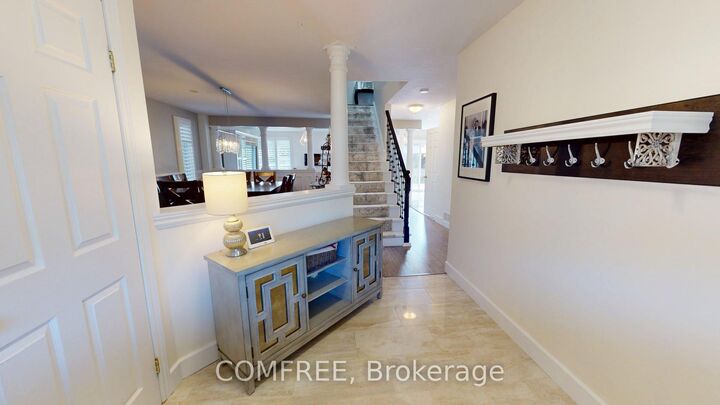 Property Photo: 723 Munich Circle ON N2V 2N6