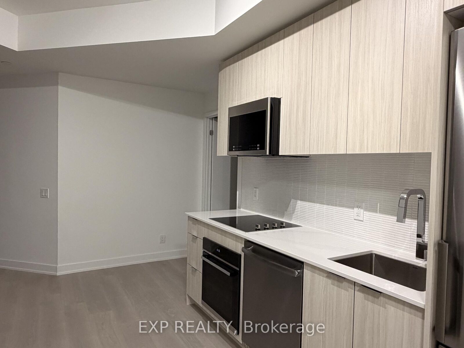 Property Photo:  20 Deans Drive  ON M1L 0J7 