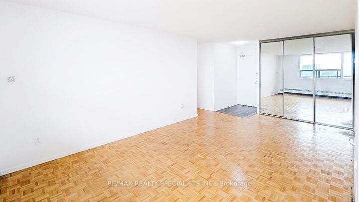 Property Photo:  180 Markham Road 1201  ON M1M 2Z9 