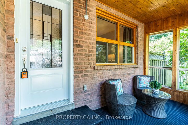 Property Photo:  1 Latham Court  ON L1S 4B5 