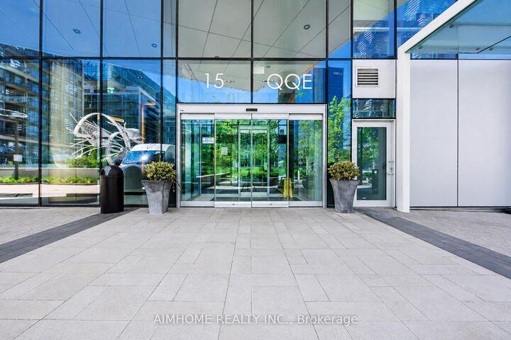 15 Queens Quay E 409 — photo 1
