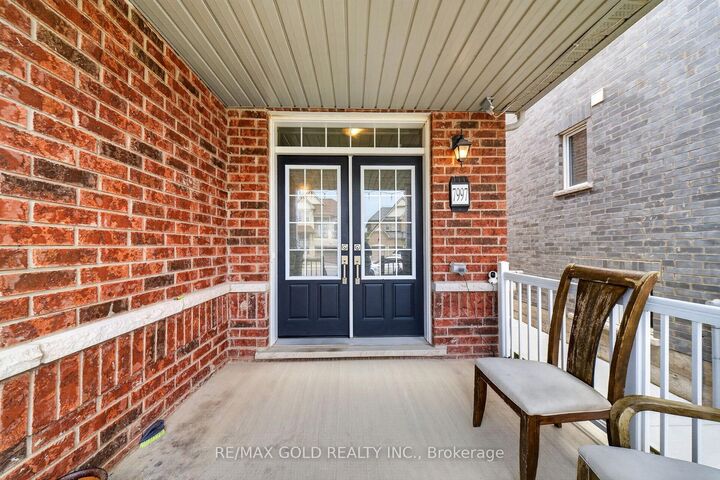 Property Photo: 7997 Odell Crescent ON L2H 2Y6